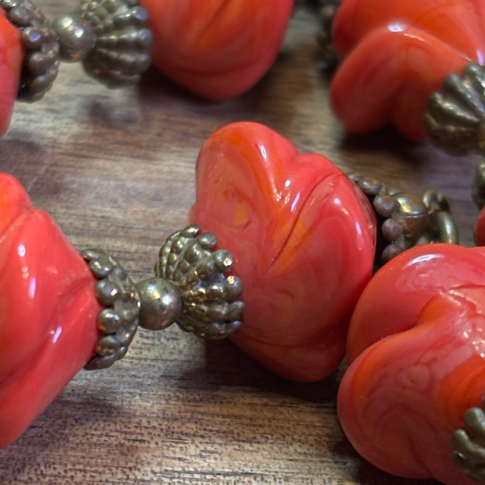 Vintage orange & red glass swirl double strand bracelet - Picture 8 of 11